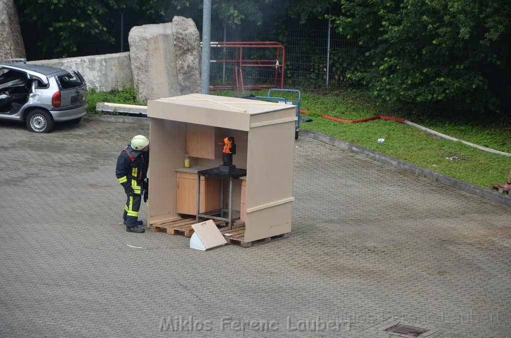 Tag der Offenen Tuer BF Koeln Weidenpesch Scheibenstr P538.JPG